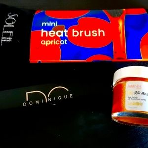 Soleil Heat Brush
Dominique/AMNH 24k Lip Mask NWT
